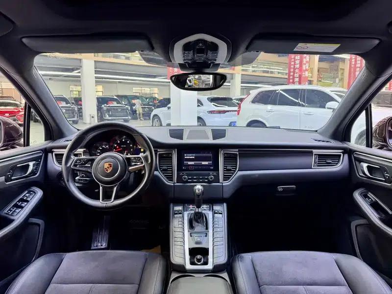 2017 Macan 2.0T — миниатюра 8
