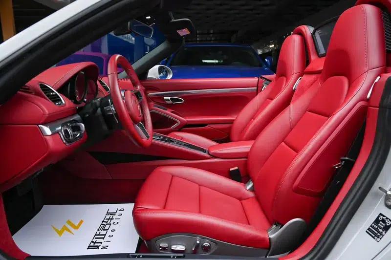 2023 Porsche 718 Boxster 2.0T — миниатюра 16