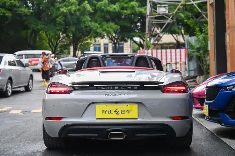 2023 Porsche 718 Boxster 2.0T — миниатюра 5