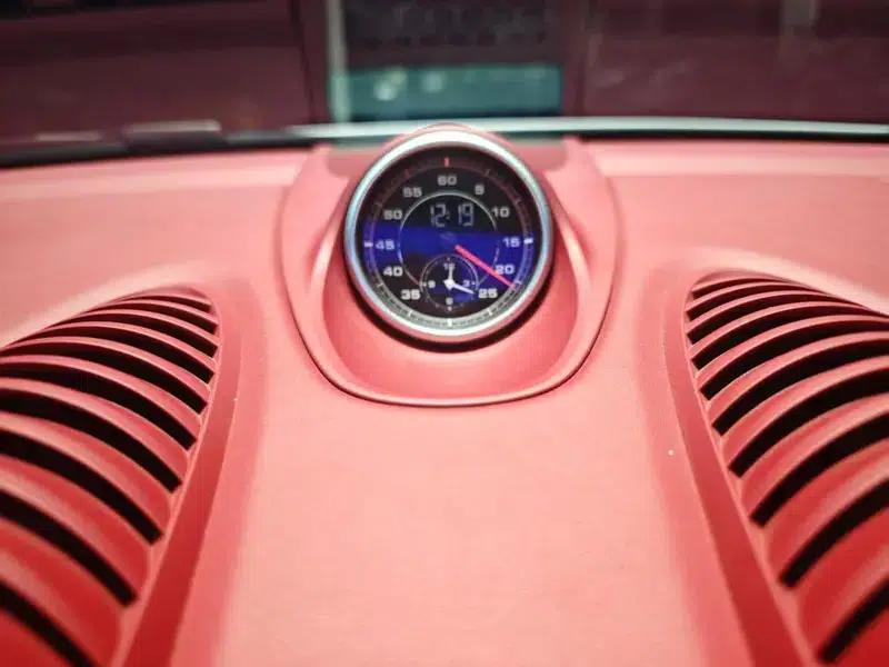 2022 Porsche 718 Boxster 2.0T — миниатюра 8
