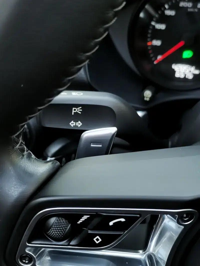 2018 Porsche 718 Boxster 2.0T — миниатюра 31