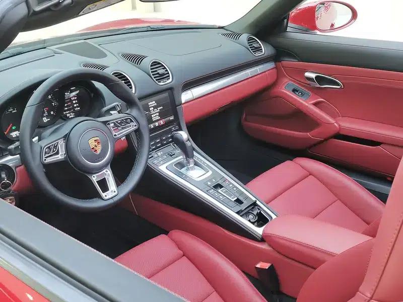 2018 Porsche 718 Boxster 2.0T — миниатюра 32