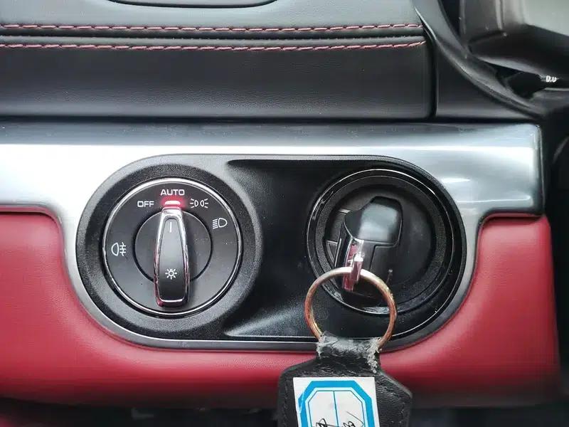 2018 Porsche 718 Boxster 2.0T — миниатюра 33