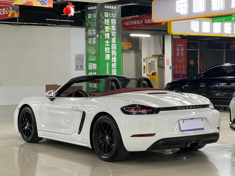 2018 Porsche 718 Boxster 2.0T — миниатюра 4