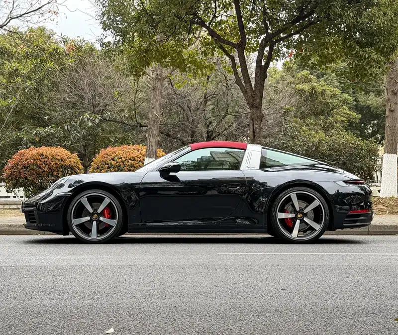 2022 Porsche 911 Targa 4 3.0T — миниатюра 4