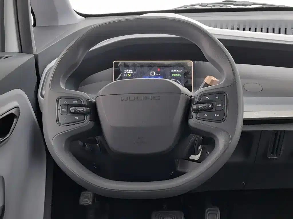 Wuling NanoEV 2021 Fun Edition — миниатюра 11
