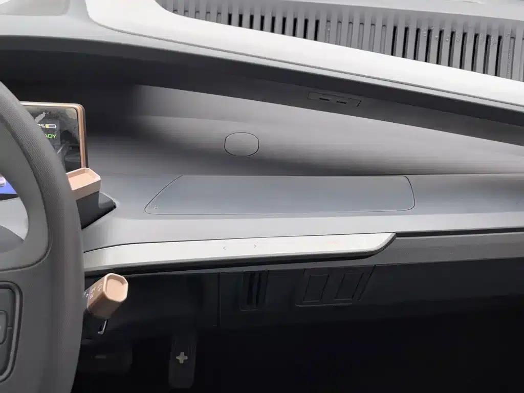 Wuling NanoEV 2021 Fun Edition — миниатюра 12