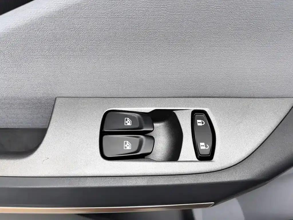 Wuling NanoEV 2021 Fun Edition — миниатюра 9