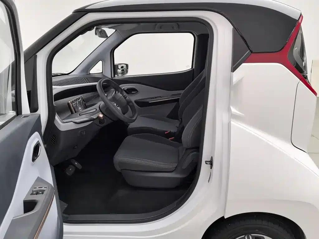 Wuling NanoEV 2021 Fun Edition — миниатюра 10