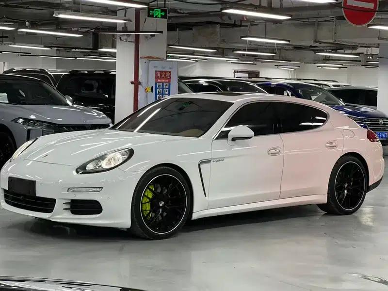 Panamera E-Hybrid 2014 Panamera S E-Hybrid 3.0T — миниатюра 1