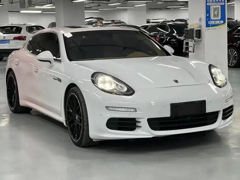 Panamera E-Hybrid 2014 Panamera S E-Hybrid 3.0T — миниатюра 2