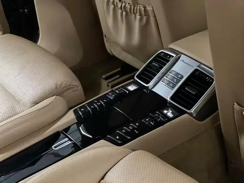 Panamera E-Hybrid 2014 Panamera S E-Hybrid 3.0T — миниатюра 11