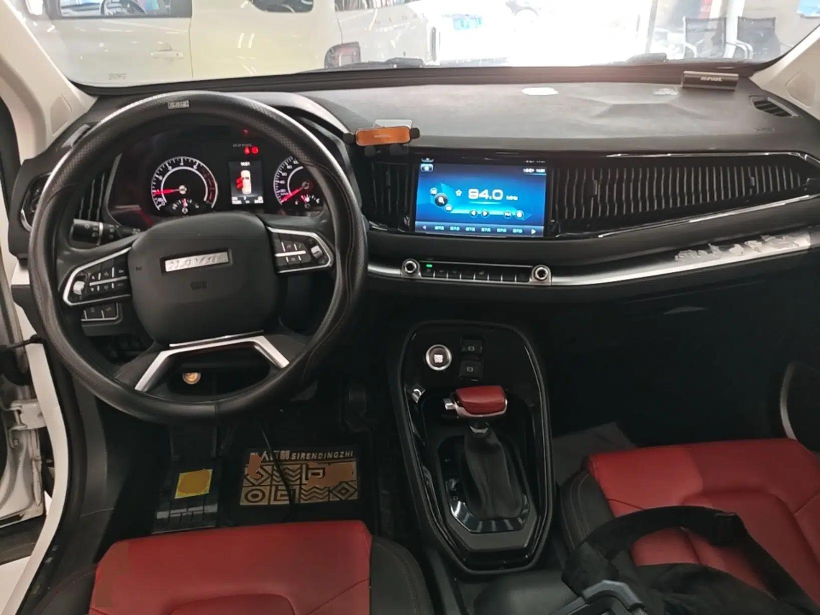 Haval H2s 2018 Blue Label 1.5T Dual-Clutch Fashion Edition — миниатюра 12