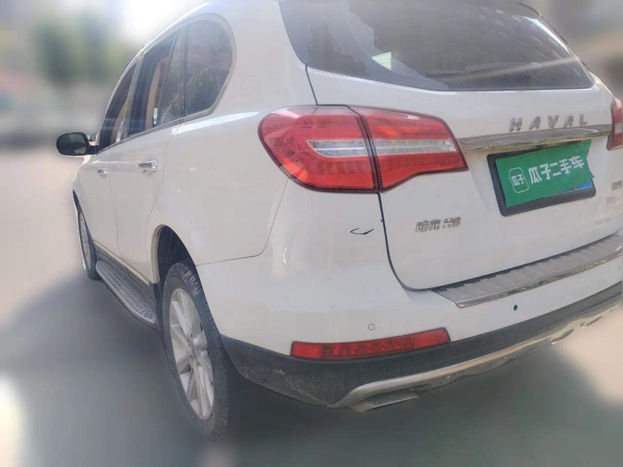 Haval H8 2015 2.0T Two-Wheel Drive Comfort Version — миниатюра 4