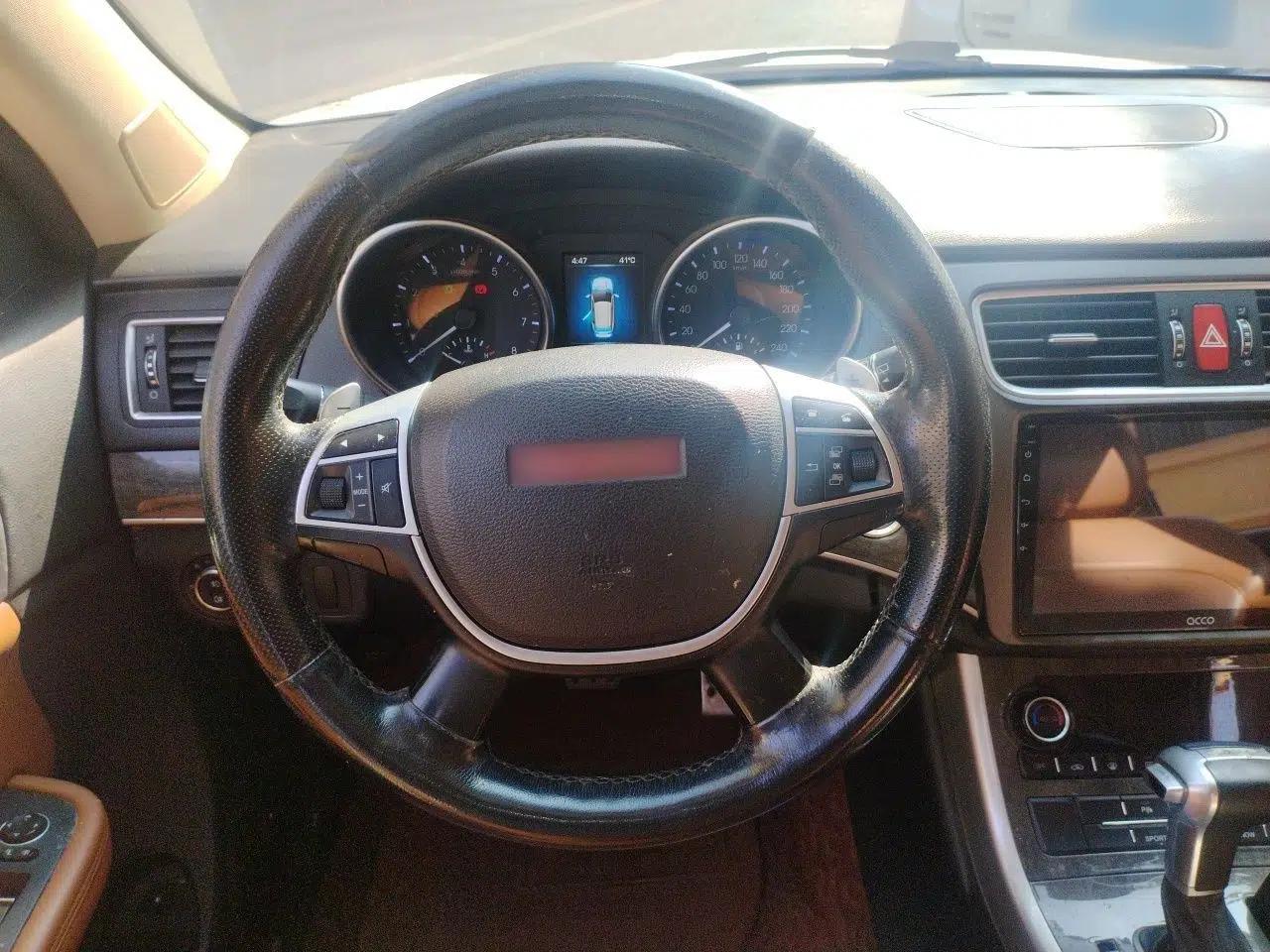 Haval H8 2015 2.0T Two-Wheel Drive Comfort Version — миниатюра 10