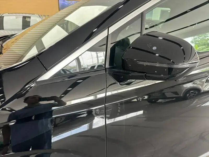 BYD M9 2025 1060 Navigator Edition — миниатюра 11