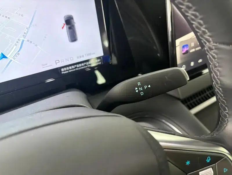 BYD M9 2025 1060 Navigator Edition — миниатюра 21
