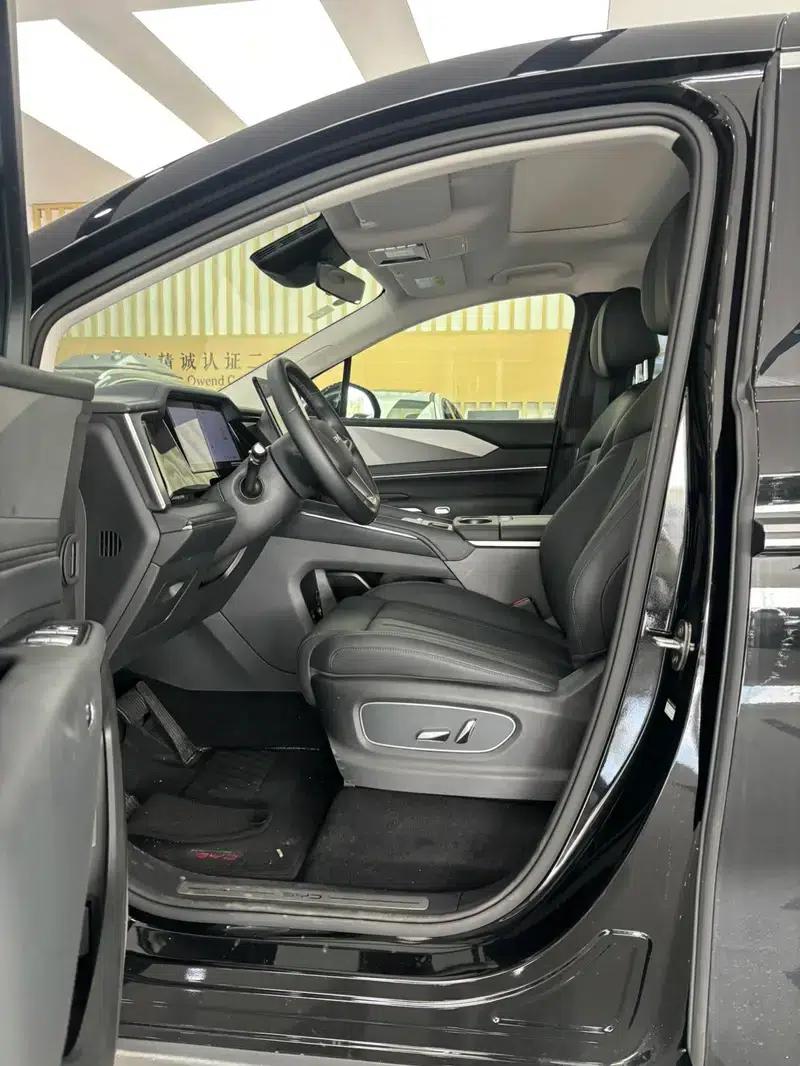 BYD M9 2025 1060 Navigator Edition — миниатюра 22