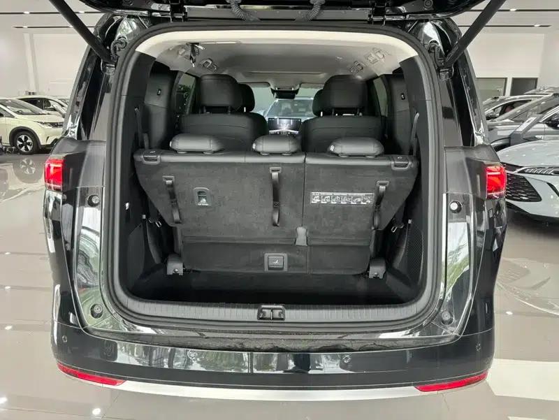 BYD M9 2025 1060 Navigator Edition — миниатюра 27