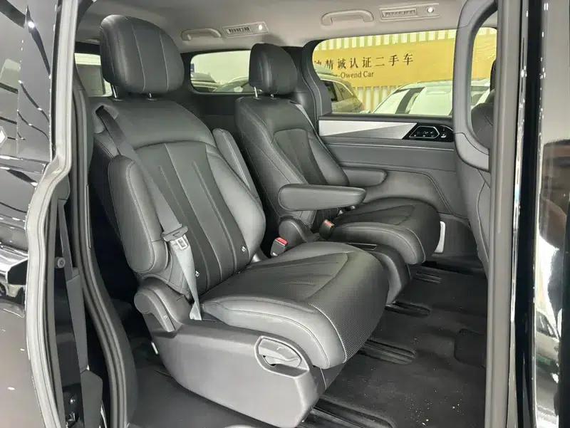 BYD M9 2025 1060 Navigator Edition — миниатюра 28
