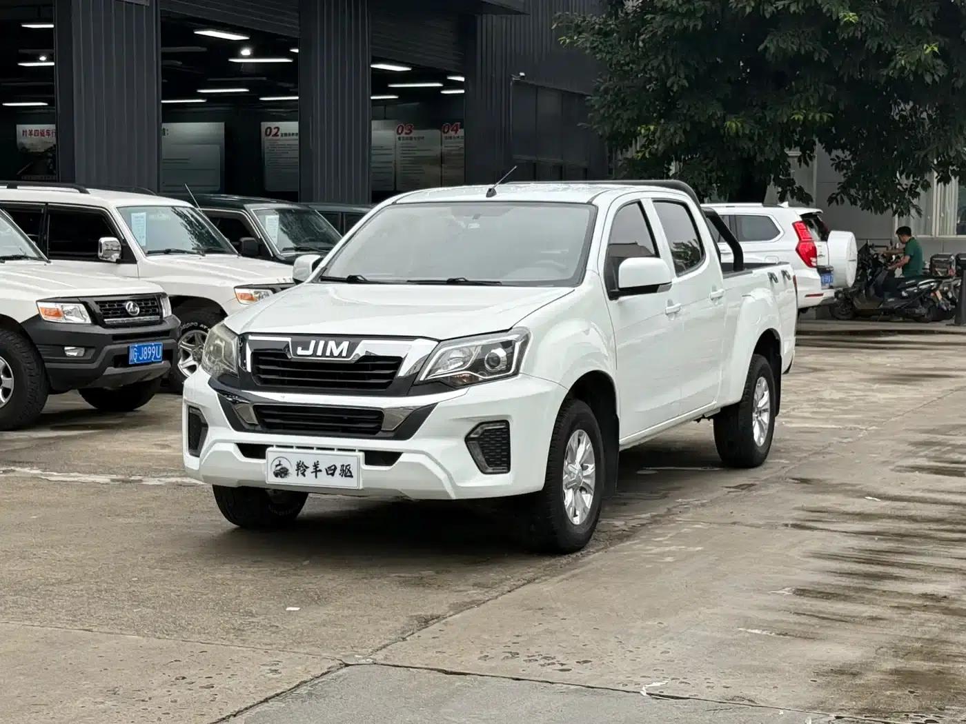 RE-MAX Ruimai 2023 2.5T Diesel Manual 4WD Superb Edition Standard Wheelbase — миниатюра 1