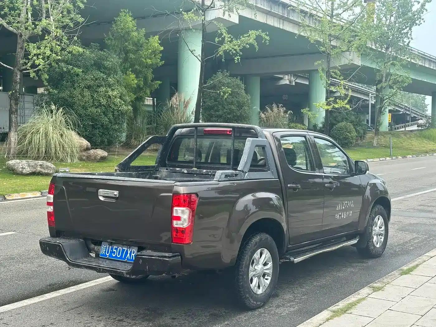 RE-MAX Ruimai 2018 2.5T 4WD Diesel Luxury Model JE4D25Q5A — миниатюра 5
