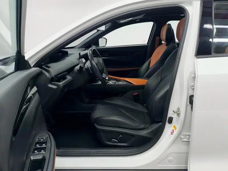 Changan UNI-V 2022 1.5T Premium Edition — миниатюра 17