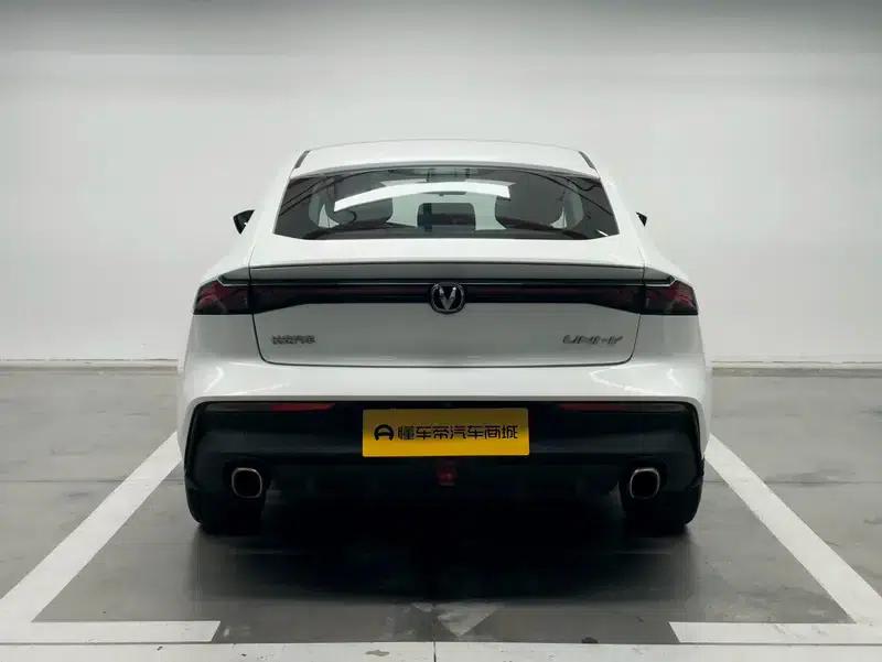 Changan UNI-V 2022 1.5T Premium Edition — миниатюра 6