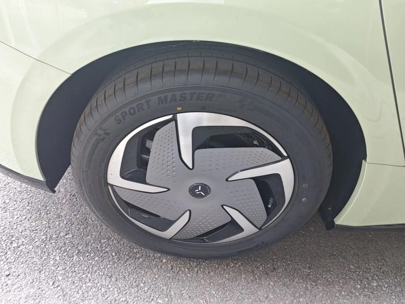 Hongqi EH7 2025 690 Smart Selection Edition — миниатюра 11