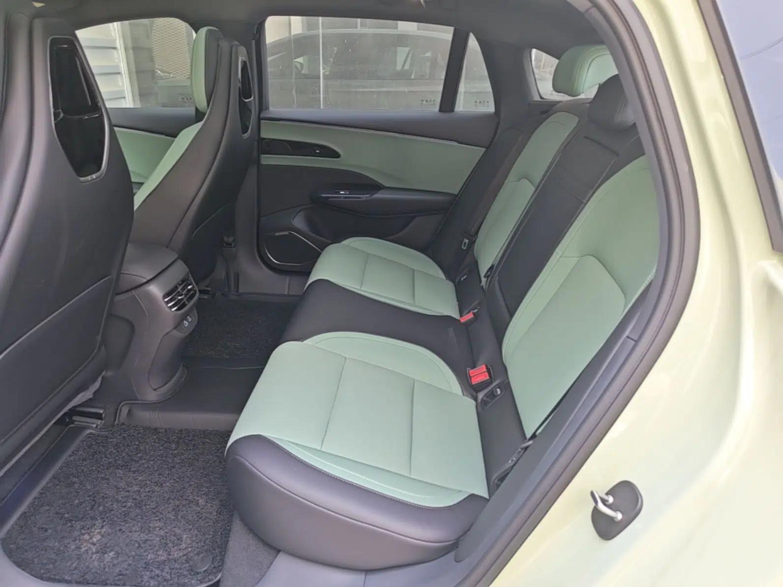 Hongqi EH7 2025 690 Smart Selection Edition — миниатюра 20