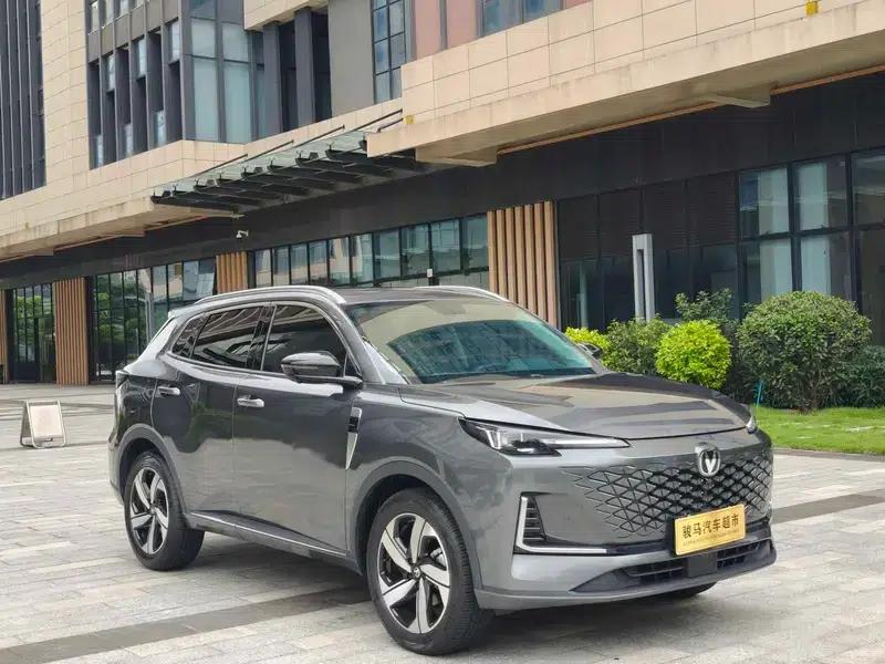 Changan CS55 PLUS 2024 Model, Third Generation 1.5T DCT Premium Edition — миниатюра 3