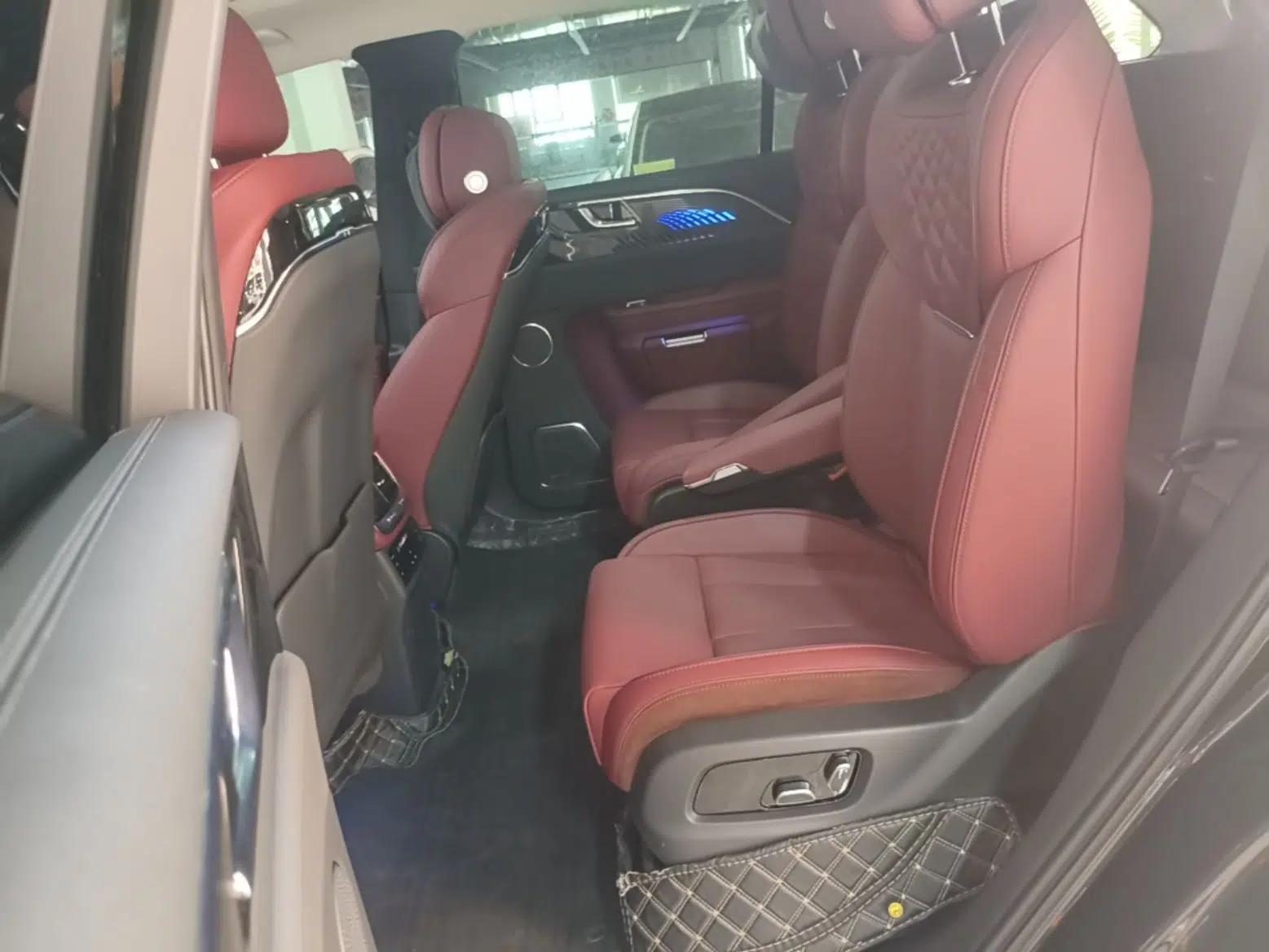 Hongqi E-HS9 2022 660 km Range Flagway Edition Six Seats — миниатюра 25