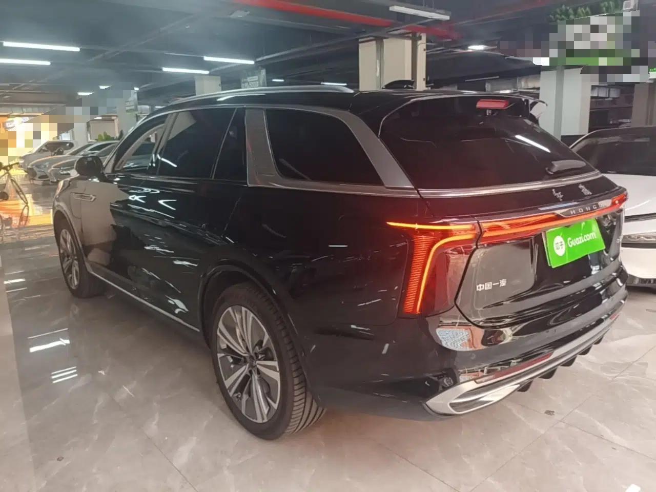 Hongqi E-HS9 2022 660 km Range Flagway Edition Six Seats — миниатюра 4
