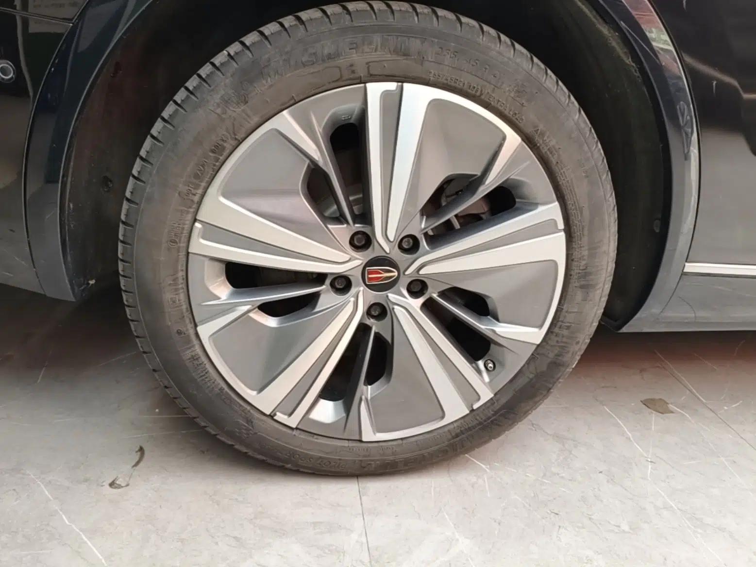 Hongqi E-HS9 2022 690 km Range Flagship Edition Six Seats — миниатюра 11