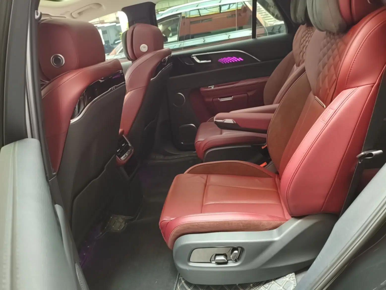 Hongqi E-HS9 2022 690 km Range Flagship Edition Six Seats — миниатюра 20