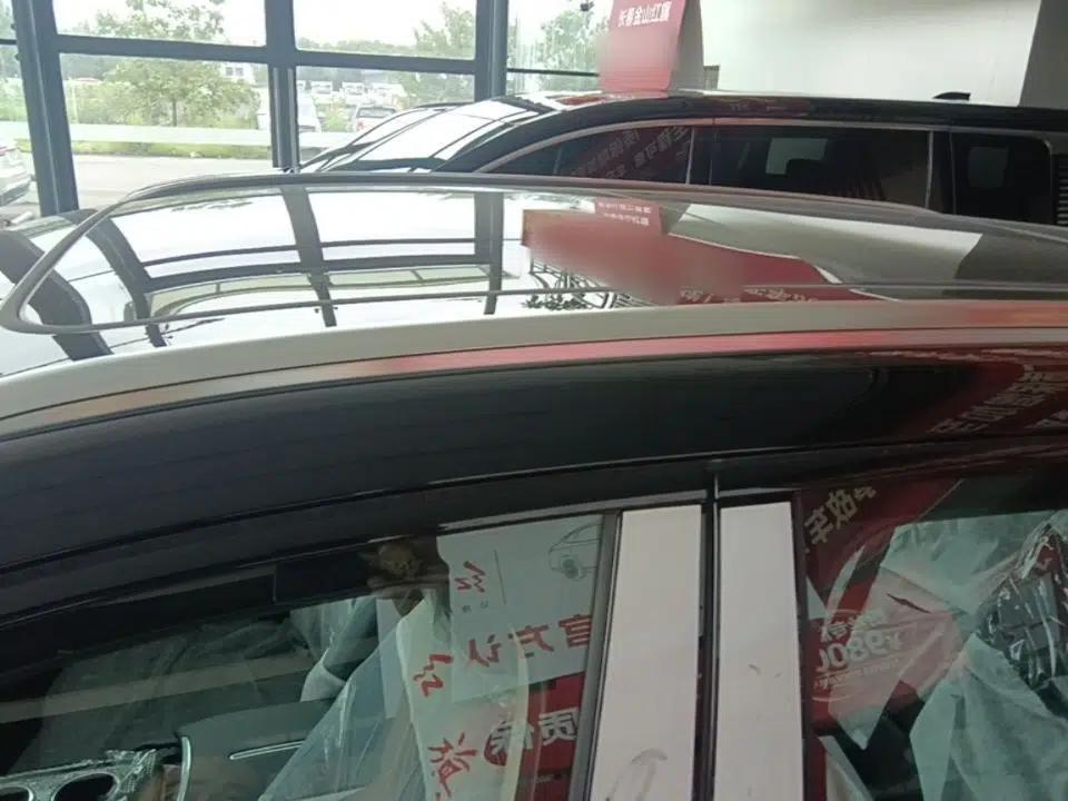 Hongqi HS3 PHEV 2025 Model 125km Jingwei 2 Millionth Anniversary Edition — миниатюра 7