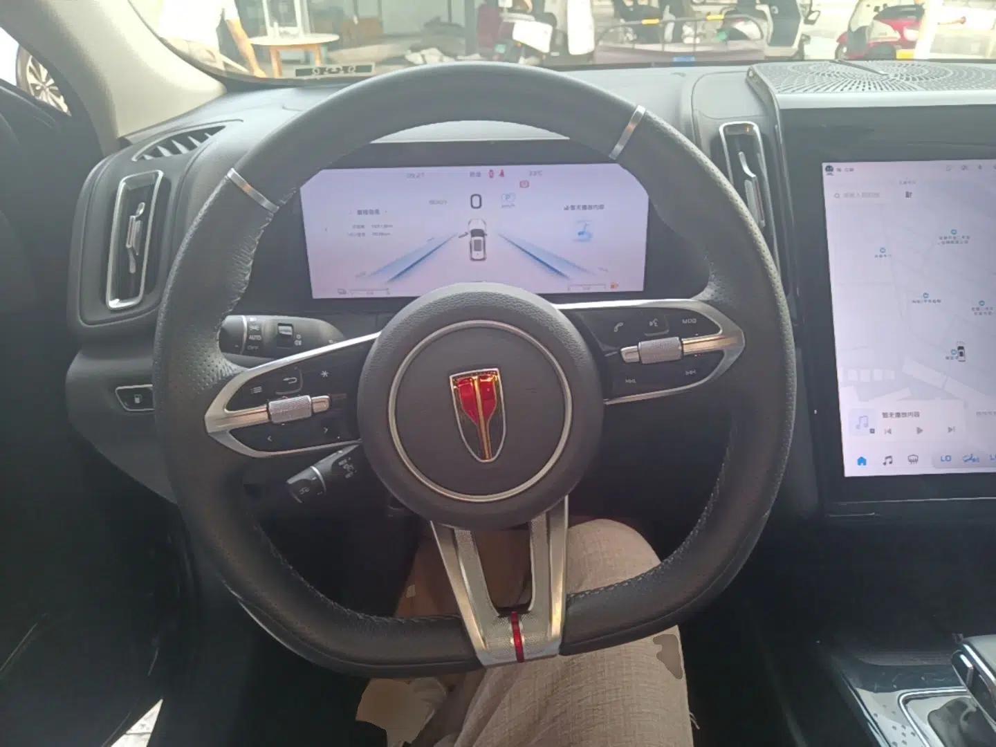 Hongqi HS3 PHEV 2024 PHEV 115km Jingwei Edition — миниатюра 13