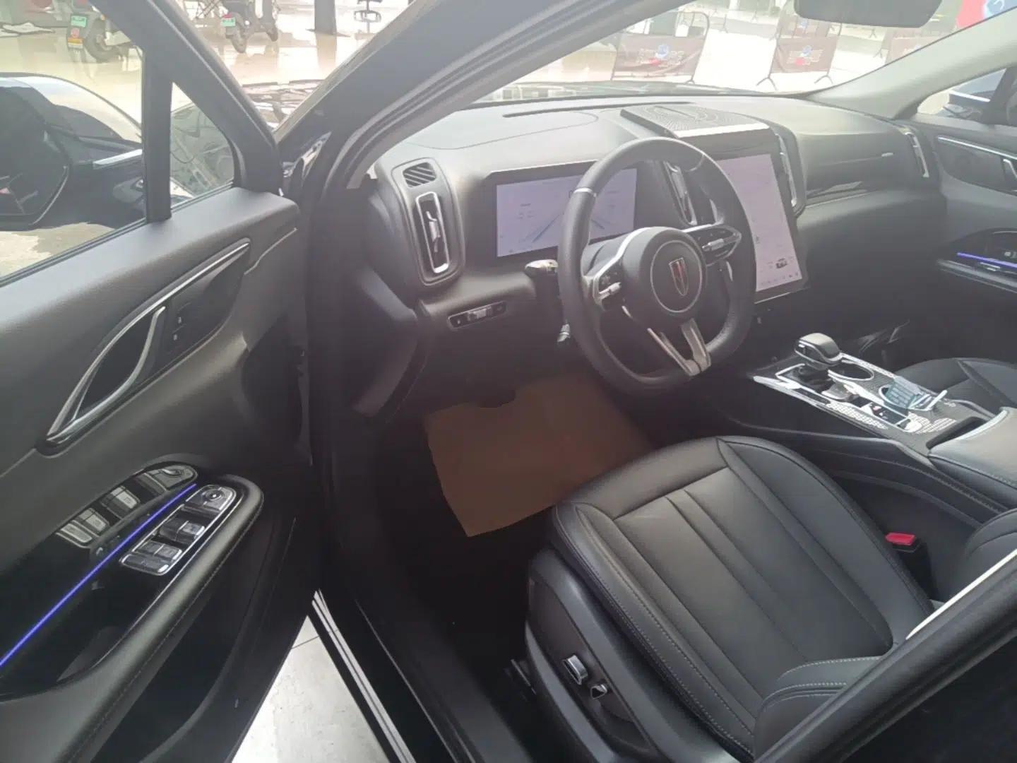 Hongqi HS3 PHEV 2024 PHEV 115km Jingwei Edition — миниатюра 18