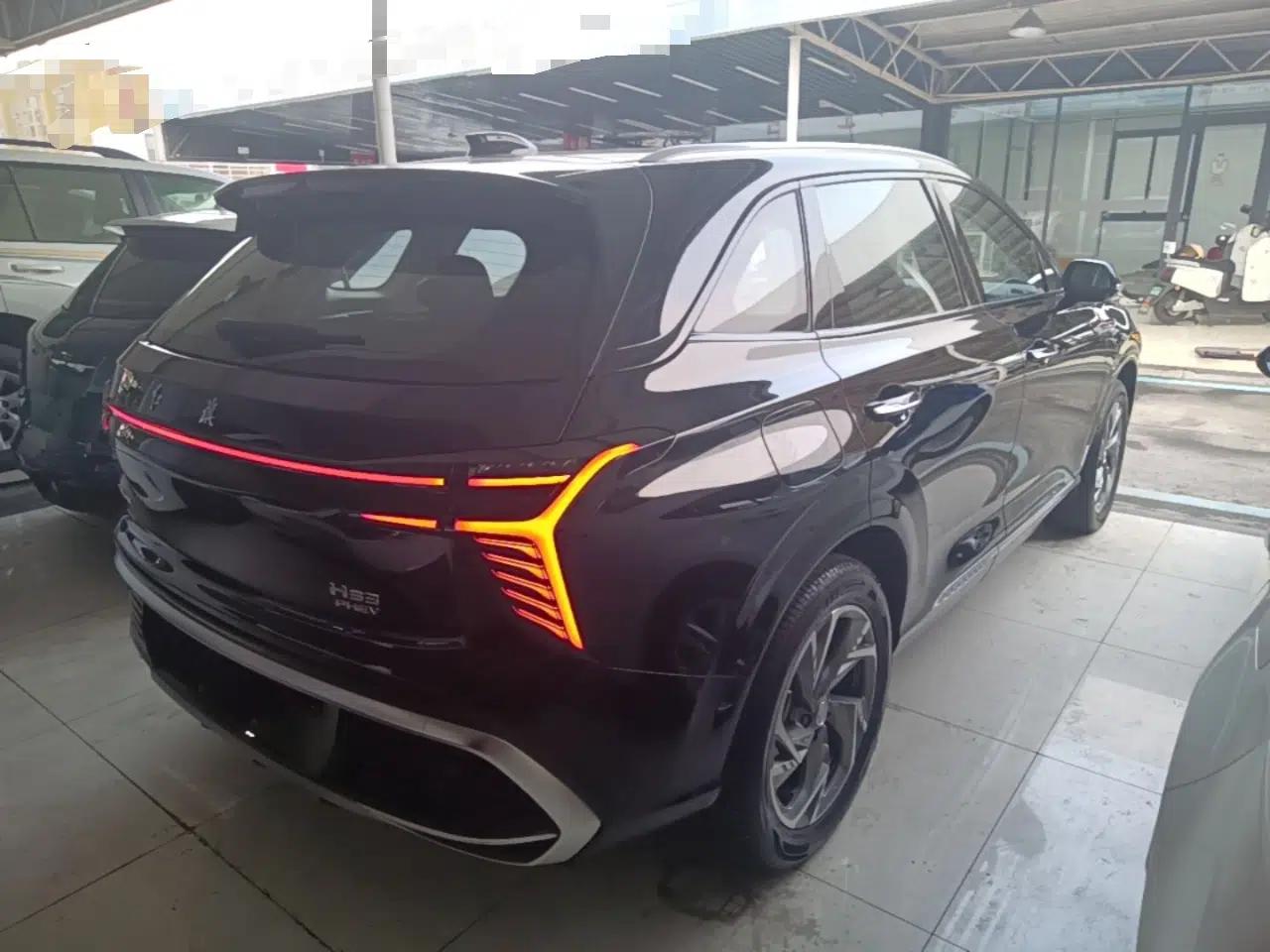 Hongqi HS3 PHEV 2024 PHEV 115km Jingwei Edition — миниатюра 6