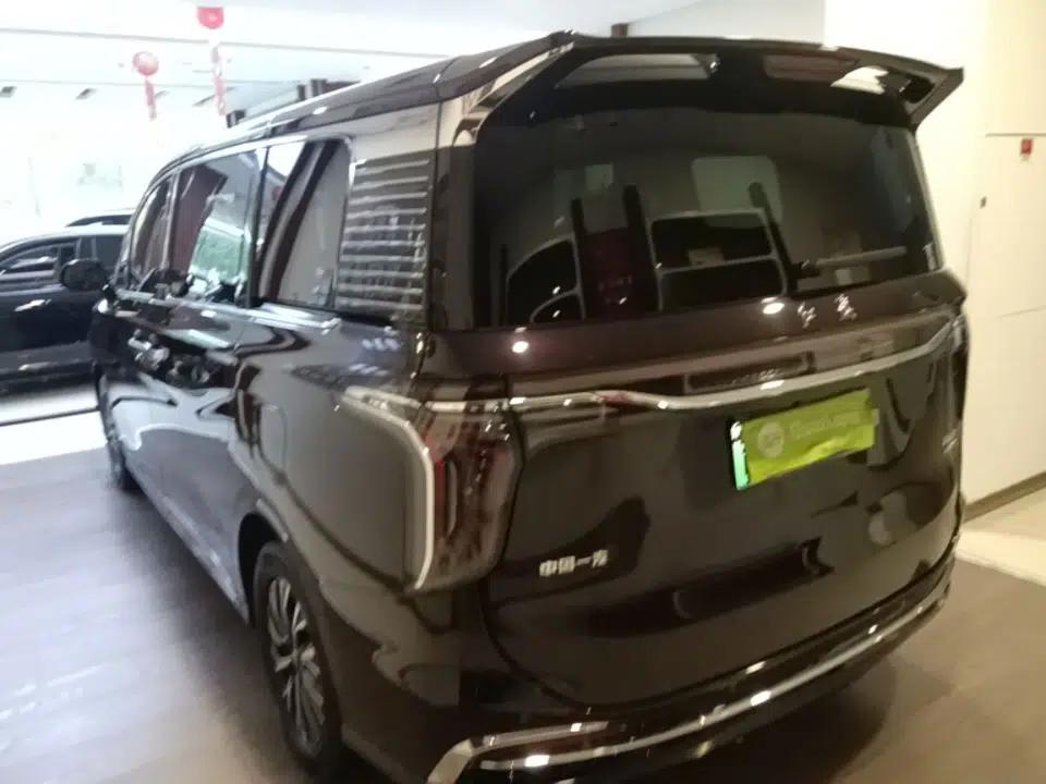 Hongqi HQ9 PHEV 2024 2.0T Four-Wheel Drive Luxury Edition — миниатюра 4