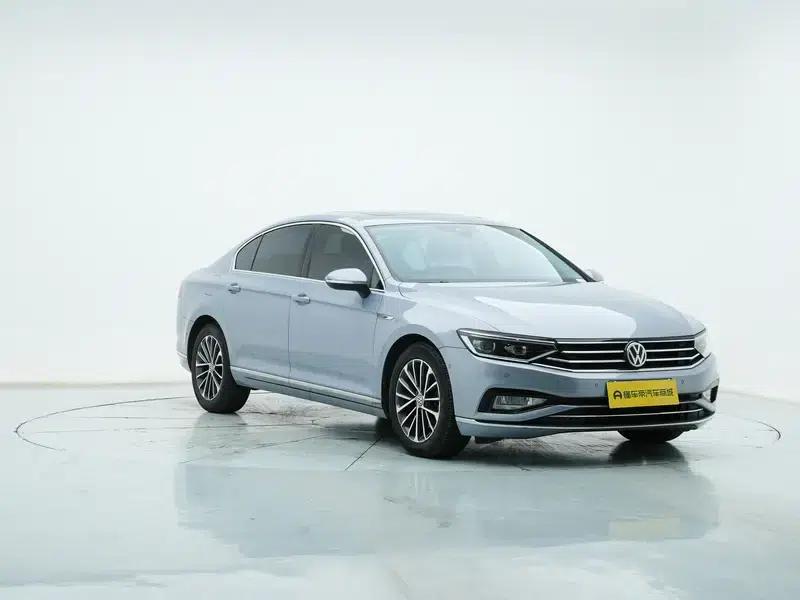 2020 Volkswagen Passat 380TSI DSG Luxury — миниатюра 3