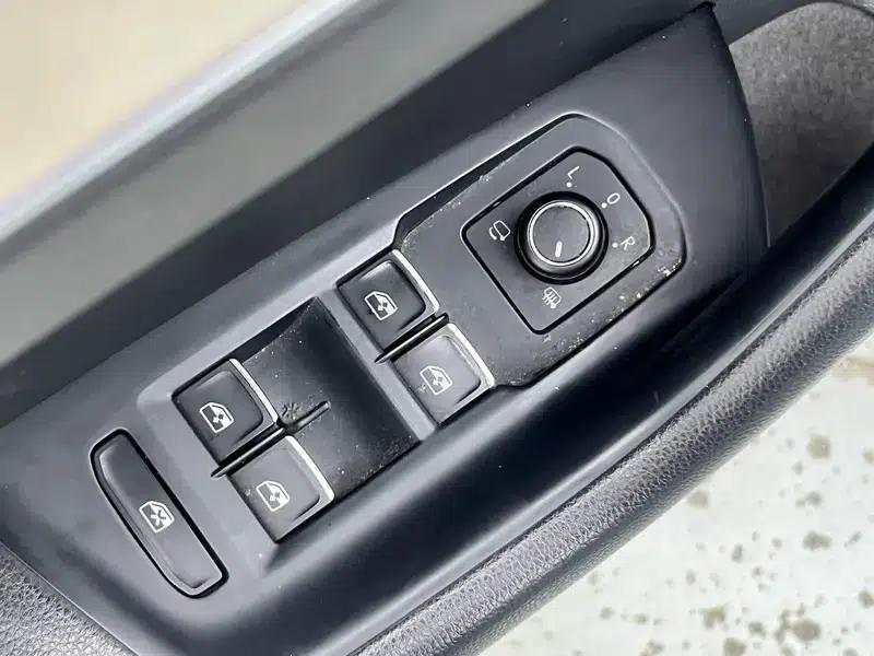 2020 Volkswagen Passat 380TSI DSG Luxury — миниатюра 26