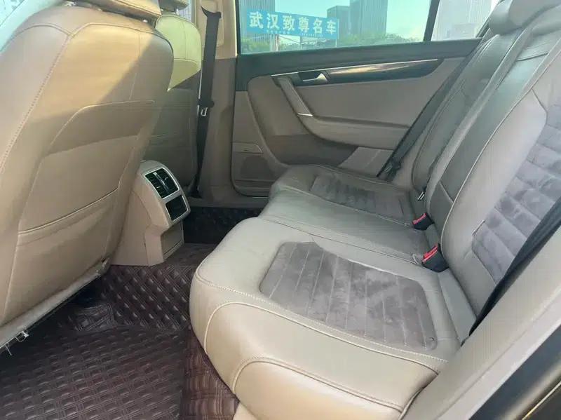 2015 Volkswagen Magotan Facelift 1.8TSI Luxury Model — миниатюра 12