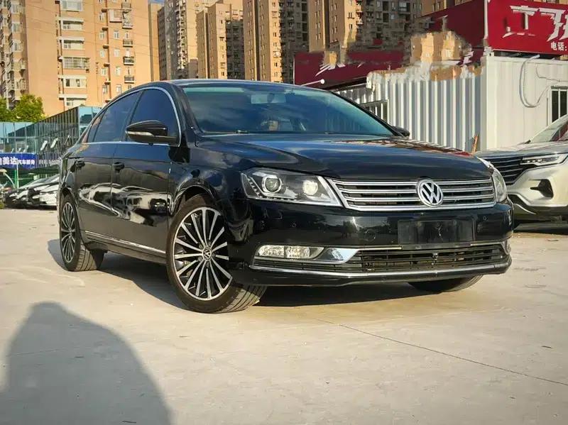 2015 Volkswagen Magotan Facelift 1.8TSI Luxury Model — миниатюра 3