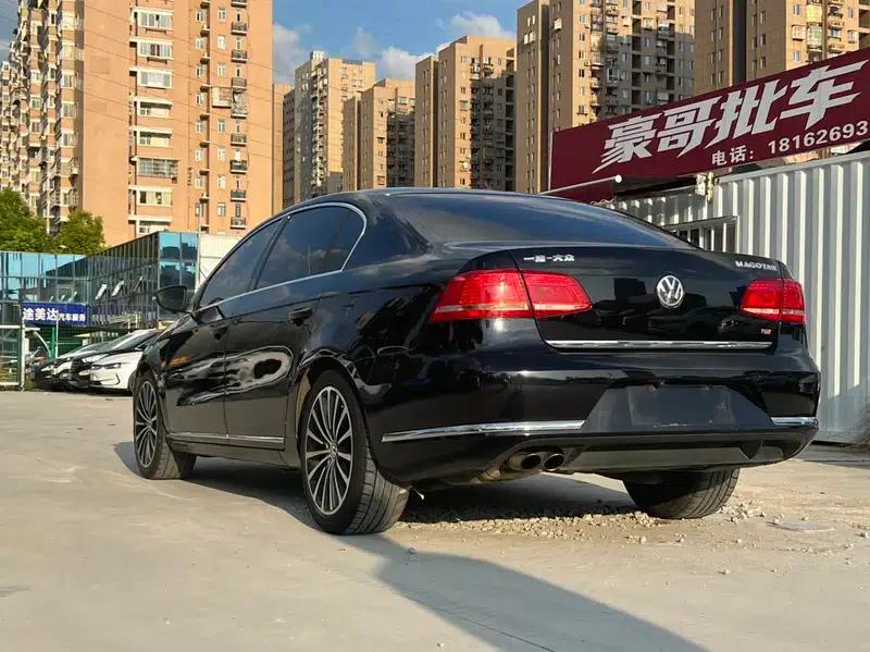 2015 Volkswagen Magotan Facelift 1.8TSI Luxury Model — миниатюра 4
