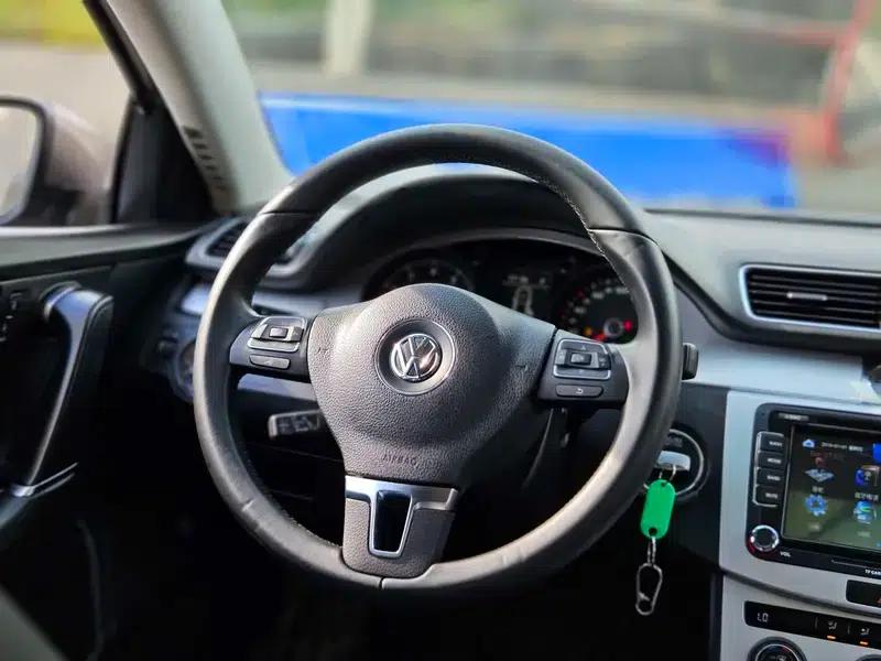 2016 Volkswagen Passat 1.8TSI Smart Comfort Edition — миниатюра 13
