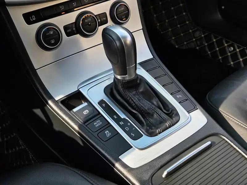 2016 Volkswagen Passat 1.8TSI Smart Comfort Edition — миниатюра 17