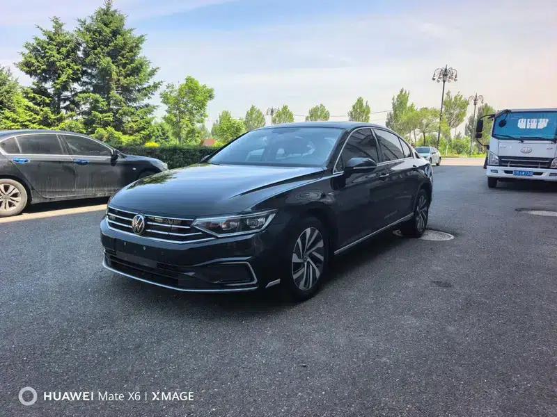2022 Volkswagen Magotan PHEV Luxury Edition — миниатюра 1