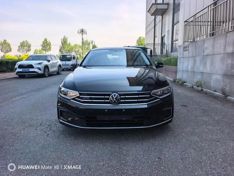 2022 Volkswagen Magotan PHEV Luxury Edition — миниатюра 2