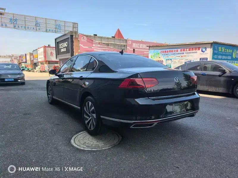 2022 Volkswagen Magotan PHEV Luxury Edition — миниатюра 4